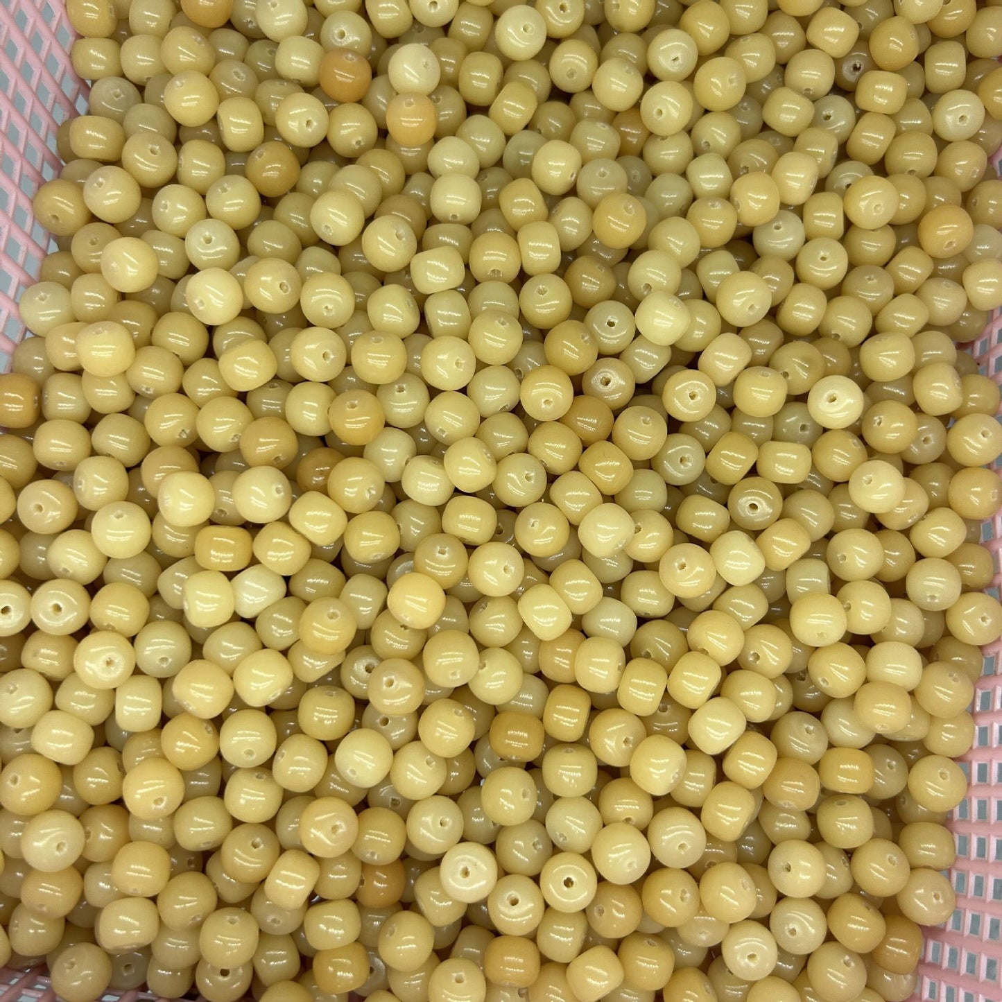 Straight Cut Barrel Beads Weathered Bodhi Root Scattered Custard Coffee Bracelet