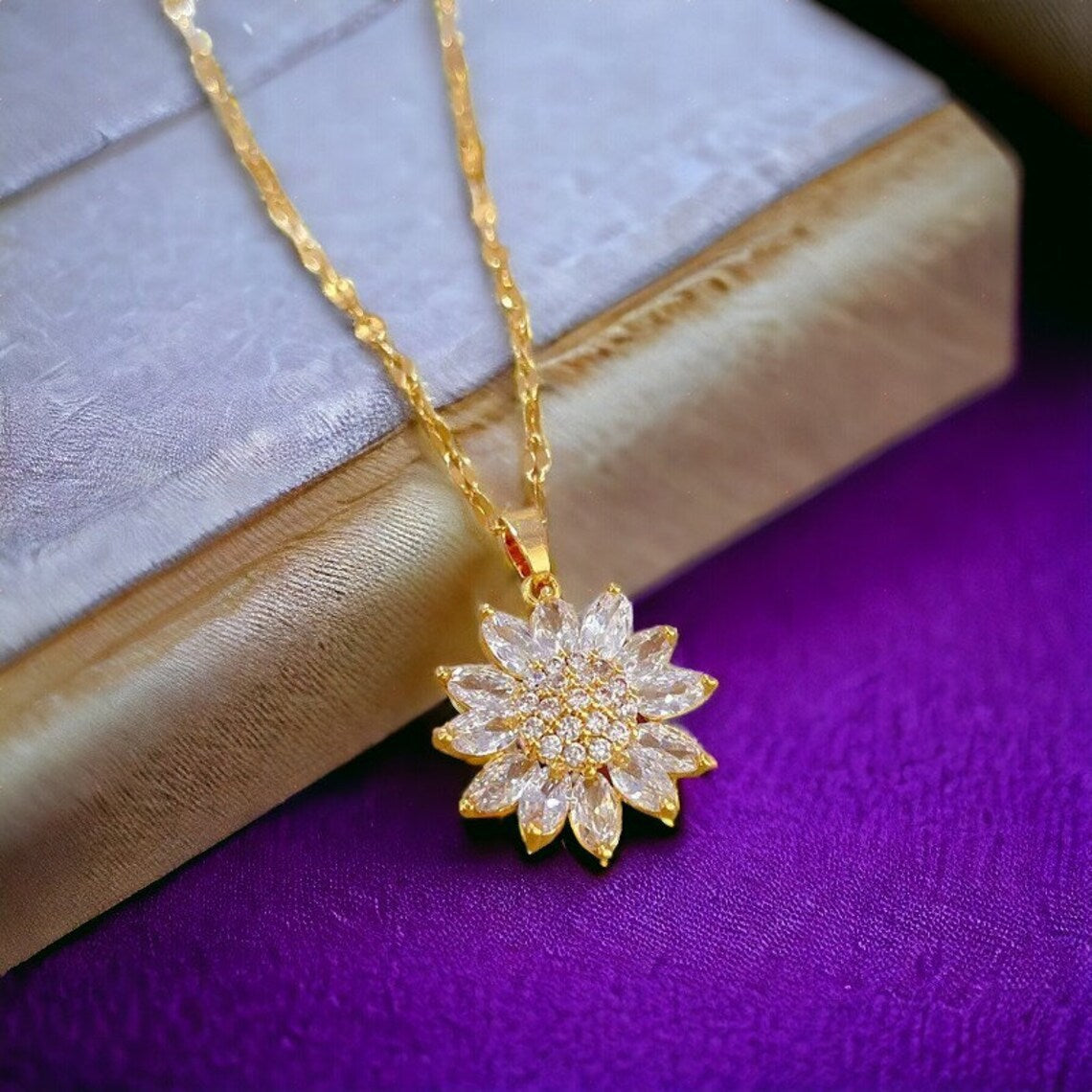Women's Luxury Temperament Gorgeous Full Diamond Versatile Necklaces