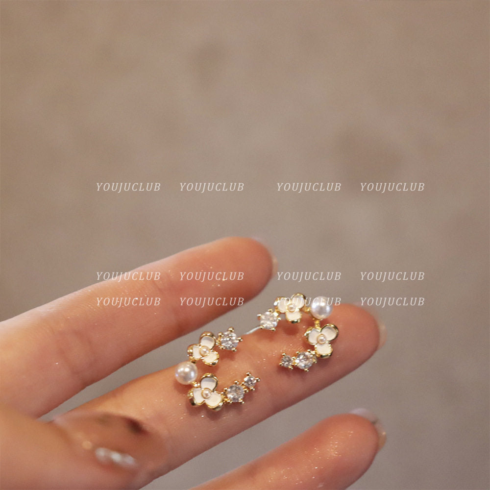 Flower Gentle Dignified Flowers Mosquito Coil Ear Earrings