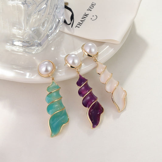 Women's Dripping Conch Retro Exaggerated High-grade Design Sense Earrings