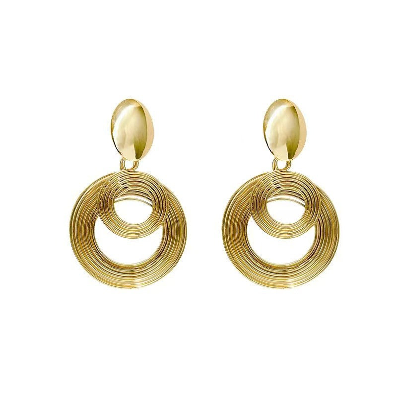 Women's Exaggerated Geometry Metal Circle Tassel Light Luxury High-grade Elegant Ear Earrings