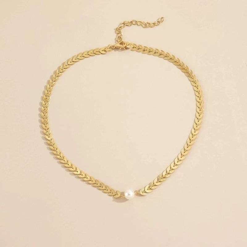 Fashion Wheat Fishbone Chain Sequins Clavicle Temperament Pearl Necklaces