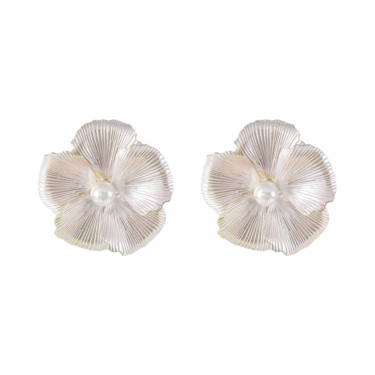 Women's Vacation Style Enamel Color Flower Pearl Light Luxury High-grade Earrings