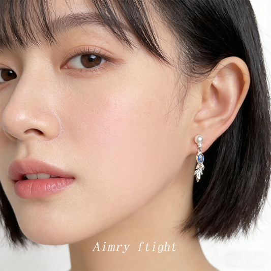 Women's Fashion High Sense Aquamarine Zircon Goldfish Simple Style Elegant Rings
