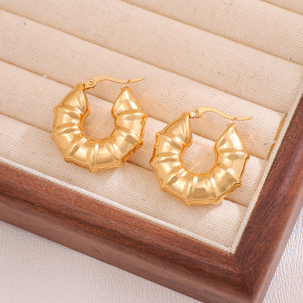 Women's Shaped Tube Style Light Luxury Fashion Simple Luxurious Earrings