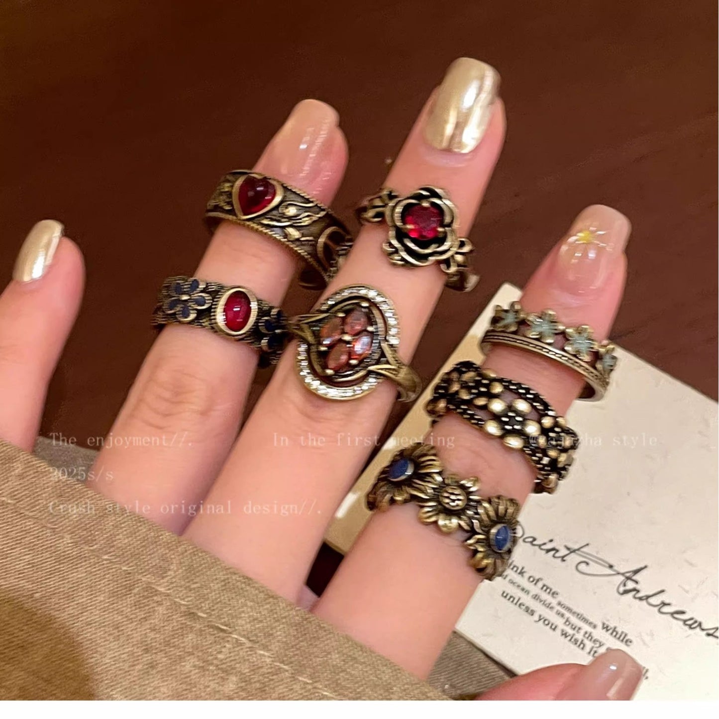 Women's Vintage Love Heart-shaped Ethnic Style Twin Ring