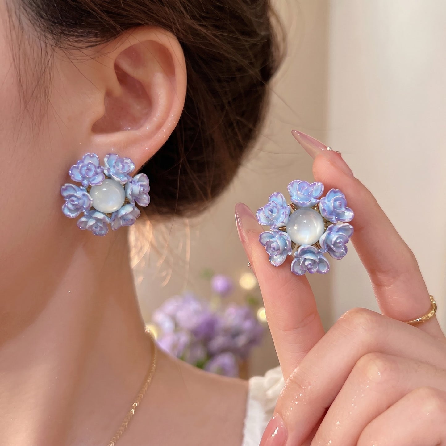 Women's Summer Cold Blue Flower For Seaside Vacation Style Niche Stud Earrings