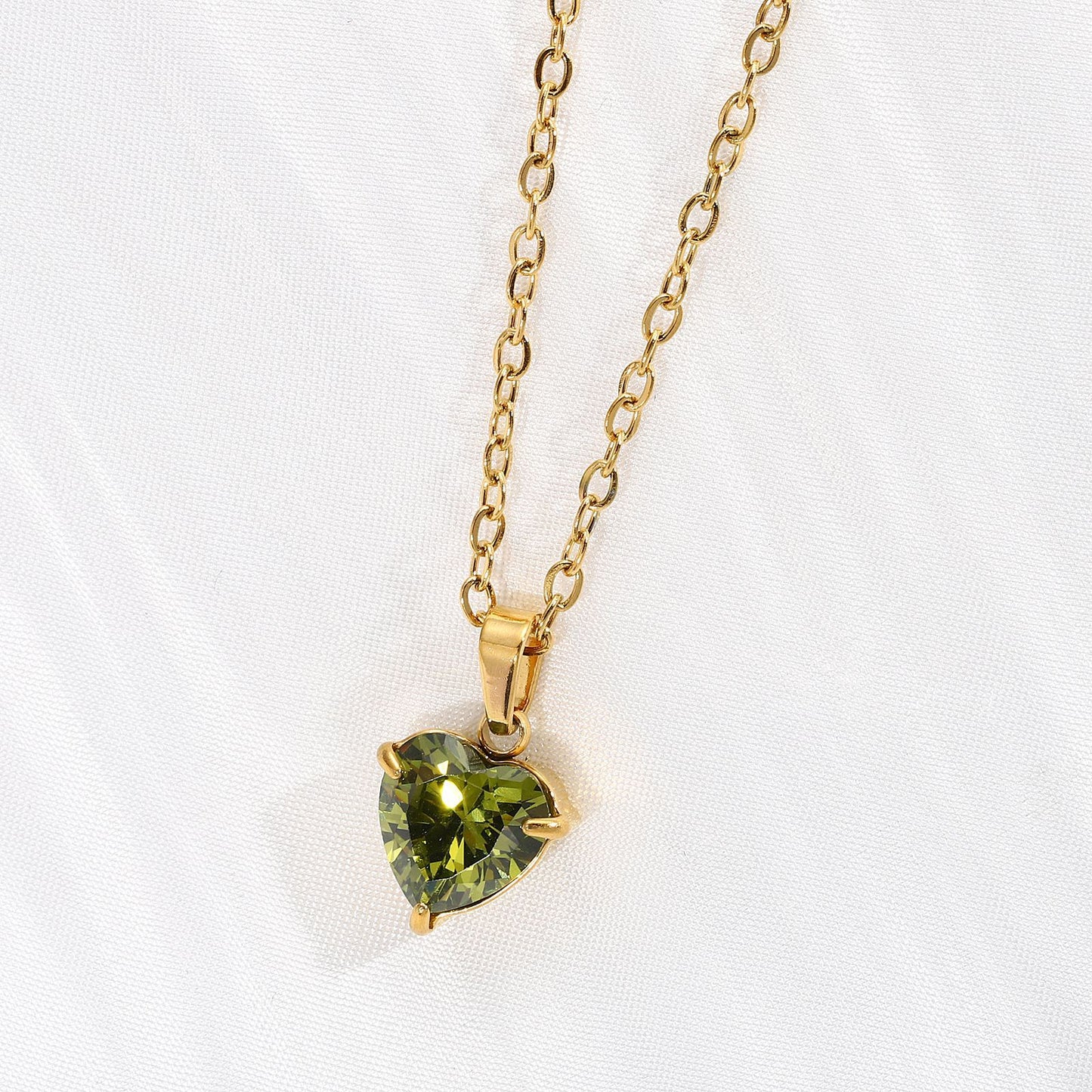 Women's Loving Heart Zircon Simple Heart-shaped Stainless Steel Clavicle Necklaces