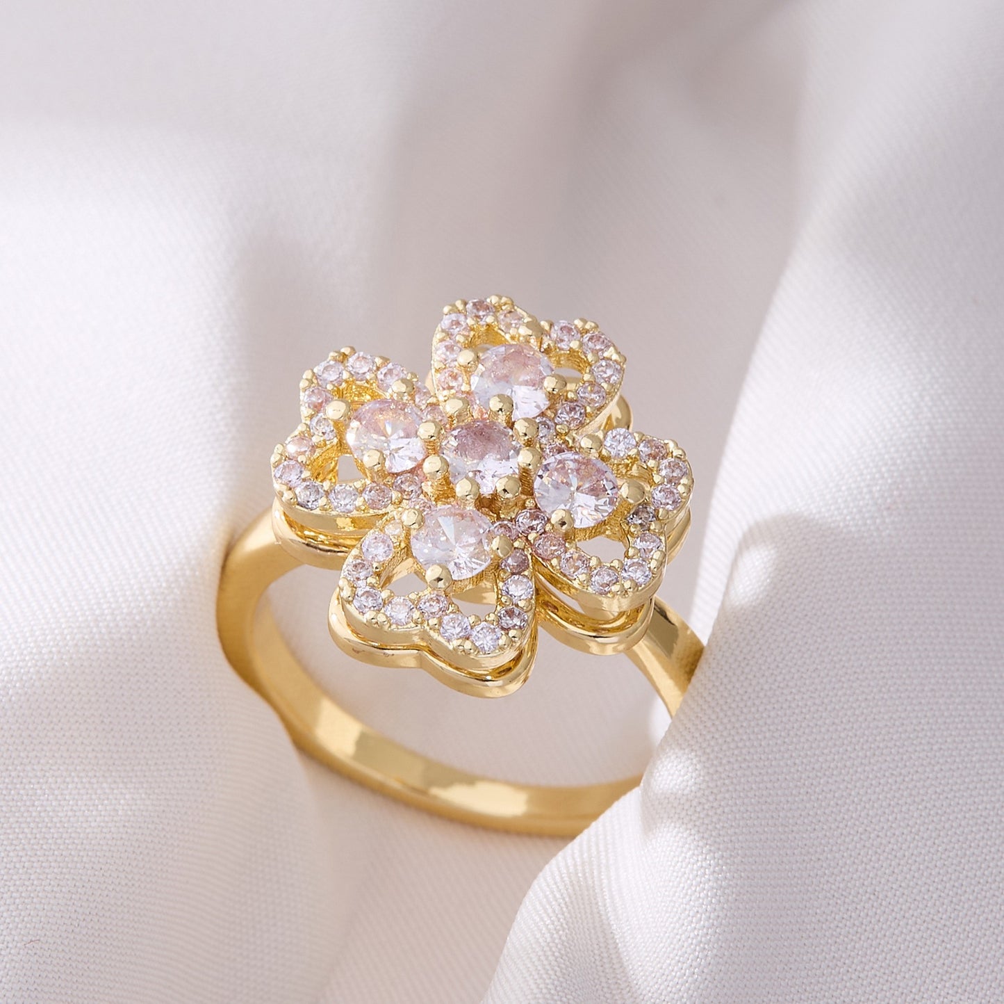 Valentine's Day Gift Flower Zircon Rotatable Ring