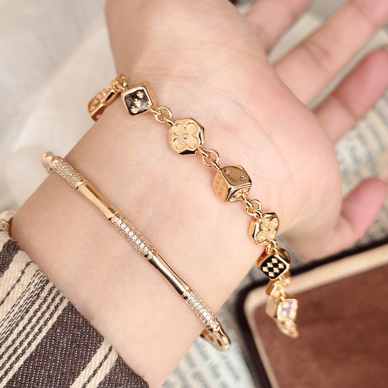 Women's Retro Dice Clover Fashion Simple High Sense Bracelets
