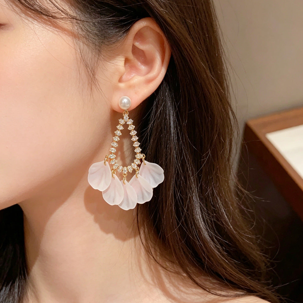 Drop Shape Female Acrylic Petal Piece Tassel Long Fashion Face Rings