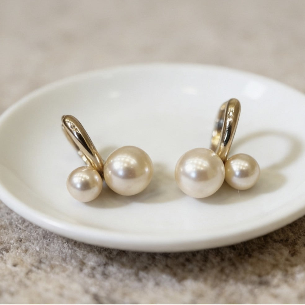 Simple Gentle Mocha Mousse Pearl Small Cherry Stud Earrings