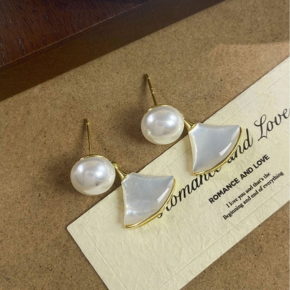 French Gilding Fritillary Scallop Exquisite Light Luxury Sense Earrings