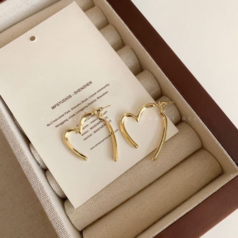 Women's Golden Light Luxury High-grade Metal Design Earrings