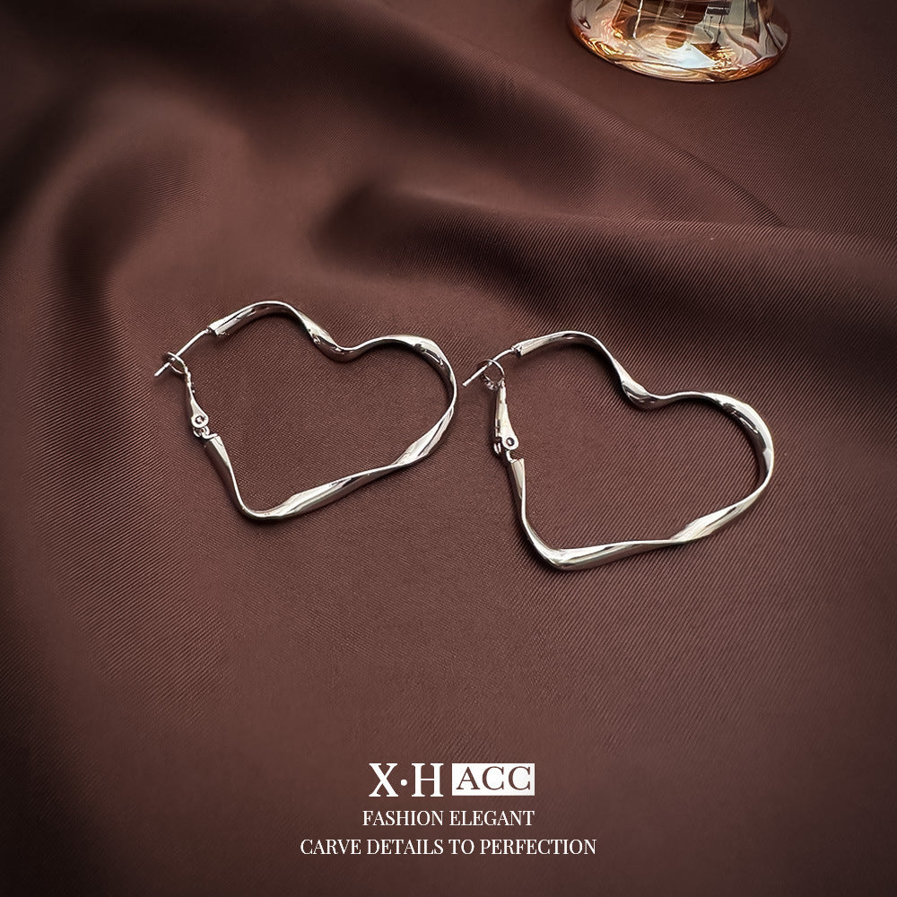Fashionable Metal Texture Light Luxury Simple Earrings