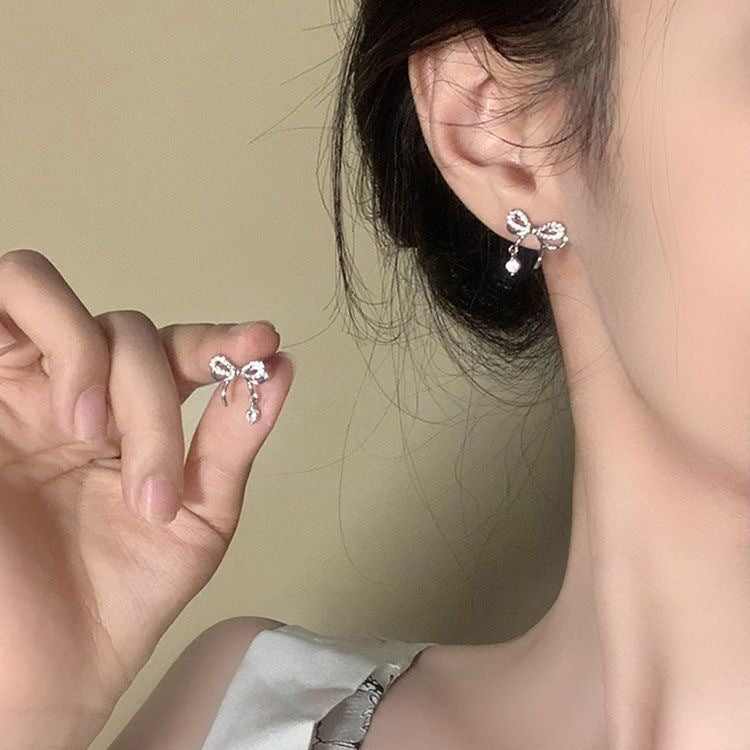 Women's Exquisite Bow Zircon For Niche Design Elegant High-grade Rings