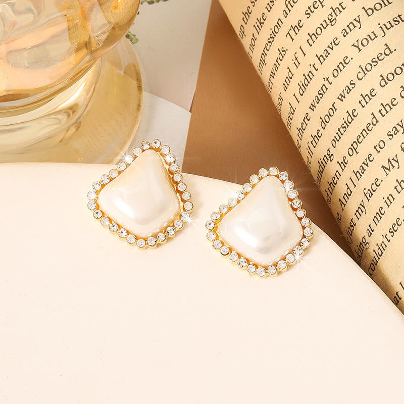 Simple Retro Sier Needle Pearl High Sense Ear Earrings