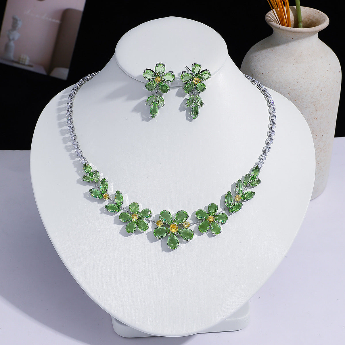 Fashion Trend Zircon Green Butterfly Tassel Necklace