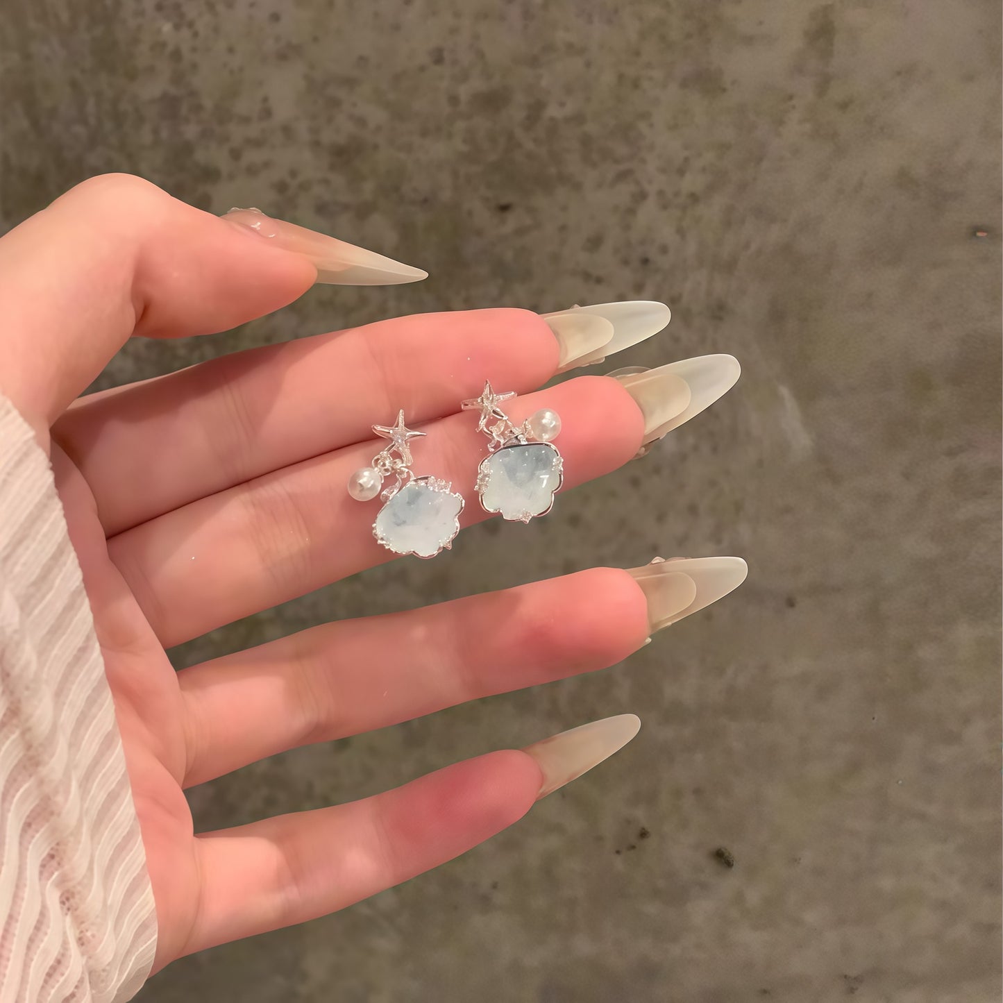 Women's Sier Needle Flower Pearl Exquisite Niche Earrings