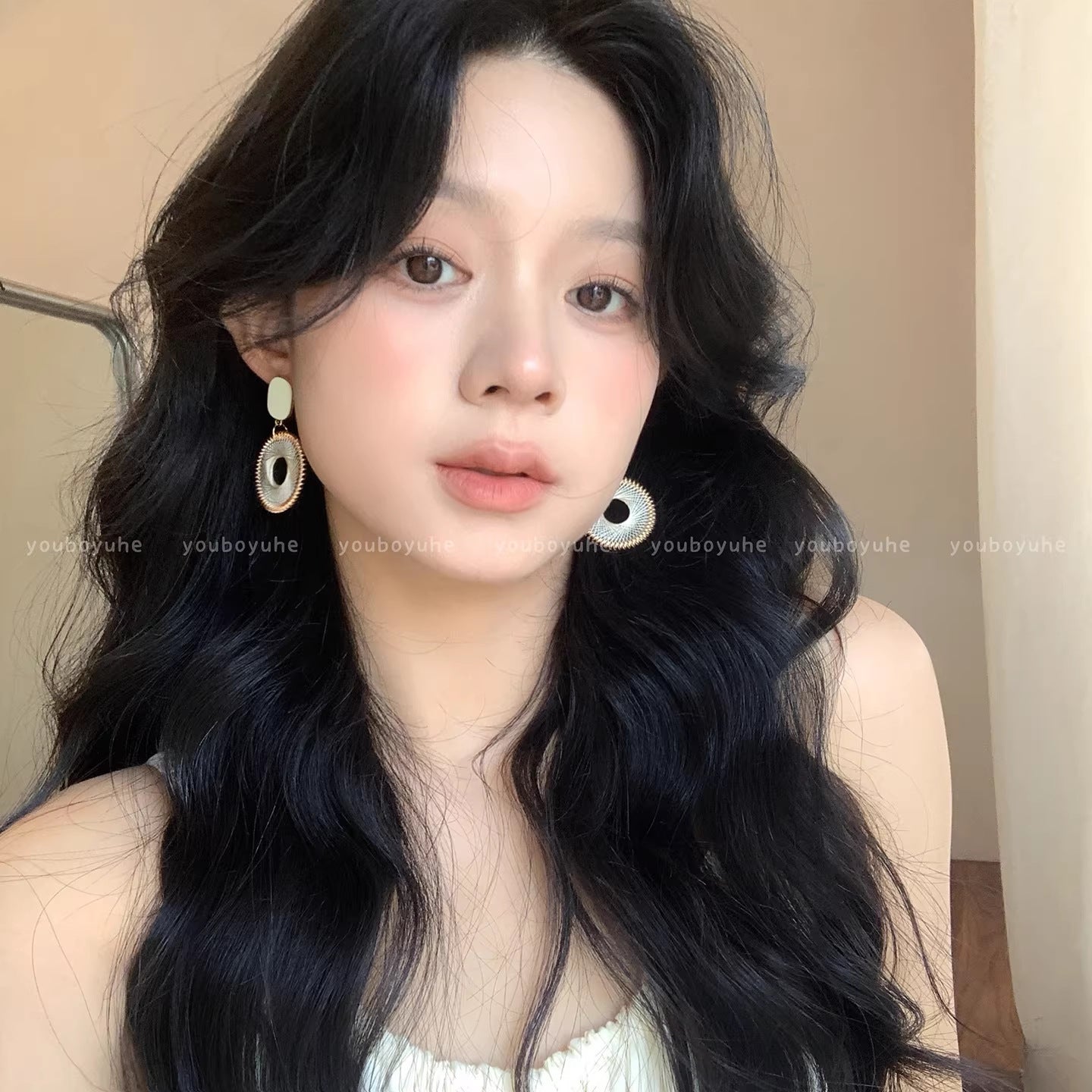 Women's Vacation Style Woven Round Light Luxury High-grade Sense Delicate Earrings