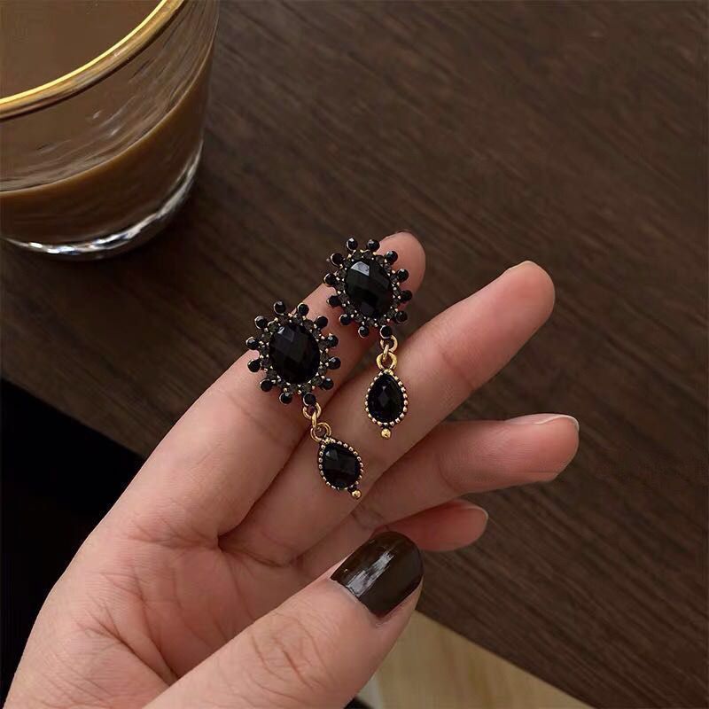 French Super Fairy Black Crystal Long Stud Earrings