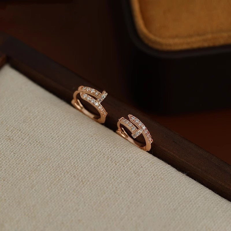 Women's Full Diamond Nail Ear Clip Light Luxury Minority High-grade Commuting Rings