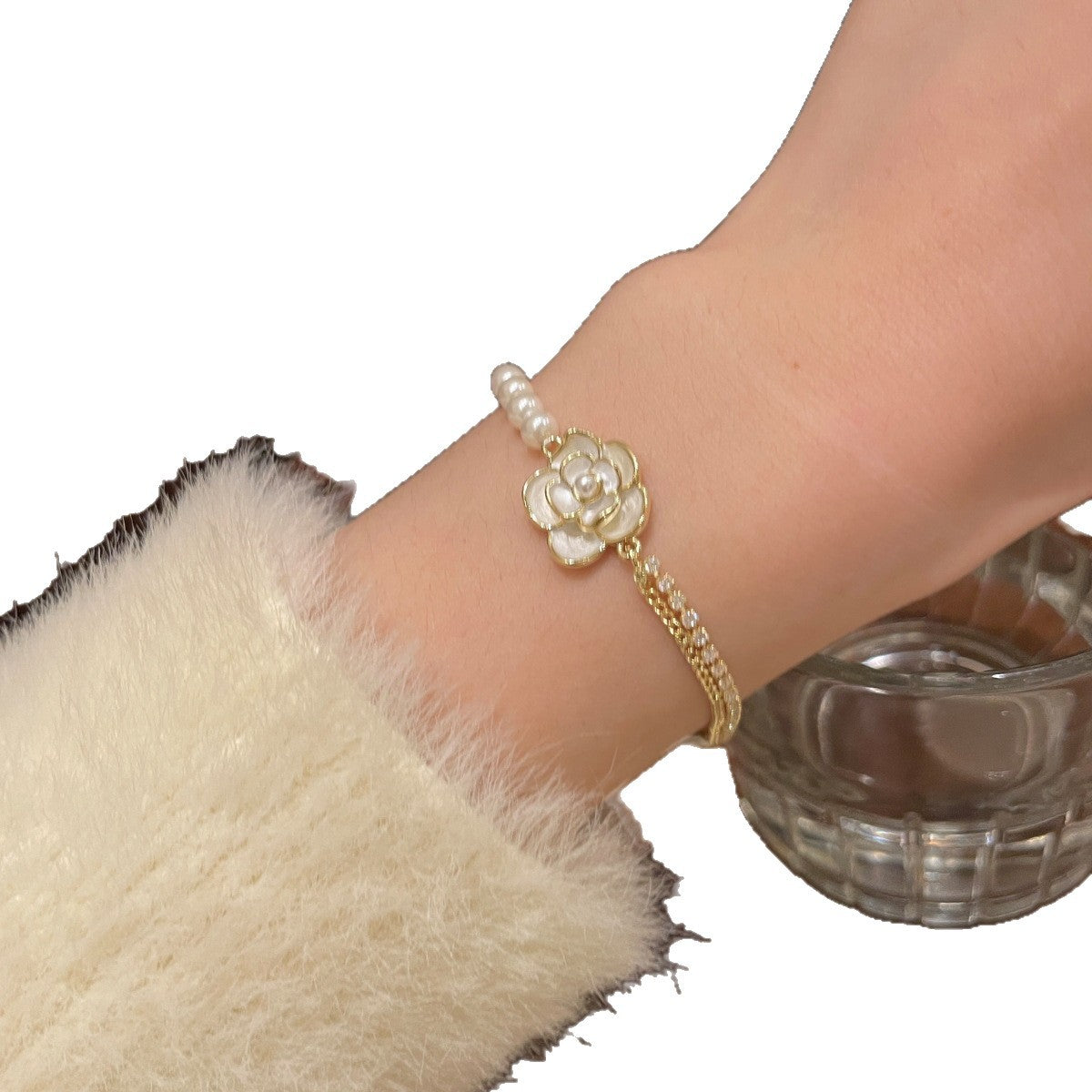 Fashion Temperament Small Pieces Of Sier Pearl Female Design Bracelet
