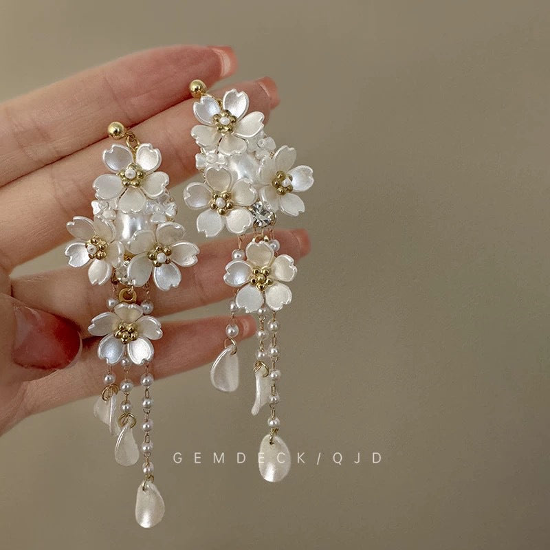Needle Raffia Fabric White Flower Light Luxury Rings