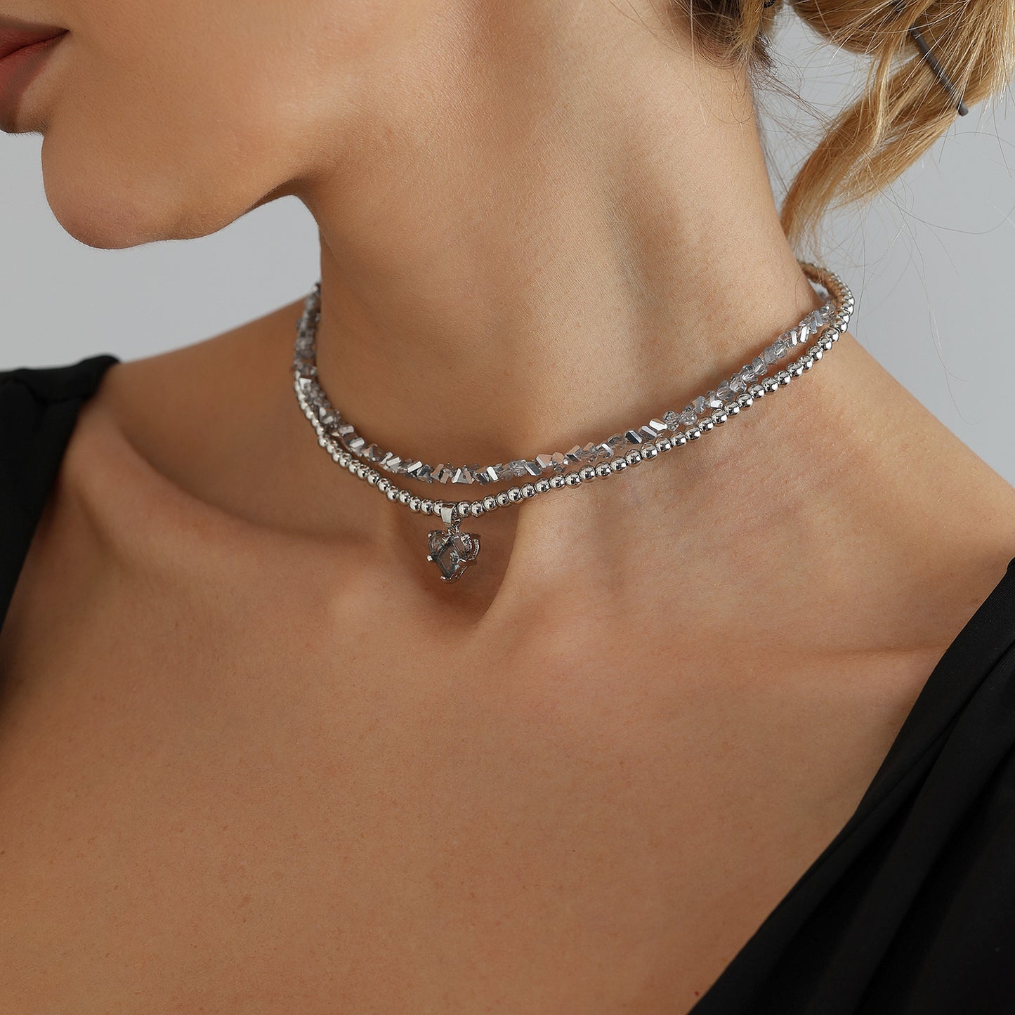 Women's Irregular Ice Crushing Beaded Heart Personality Necklace