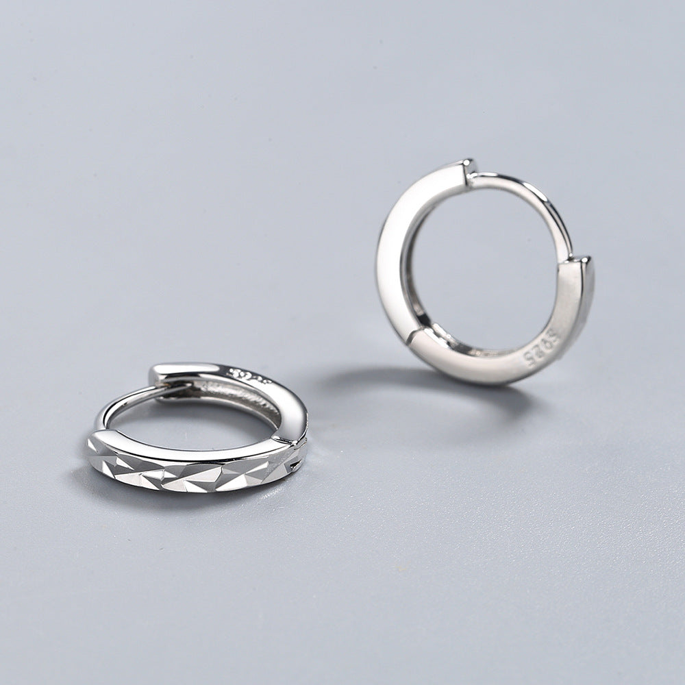 Women's Carven Design Clip Style Simple Glossy Round Short Circle Rings