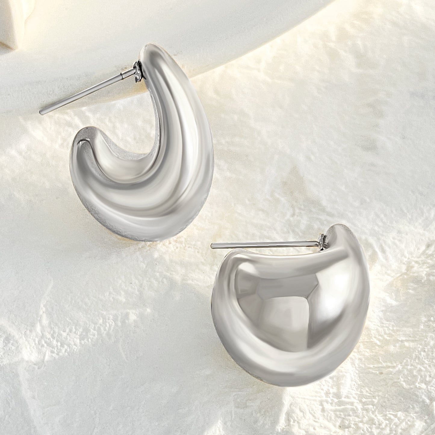 Alloy Retro Water Drop Ear Punk Simple Niche Glossy Teardrop Earrings