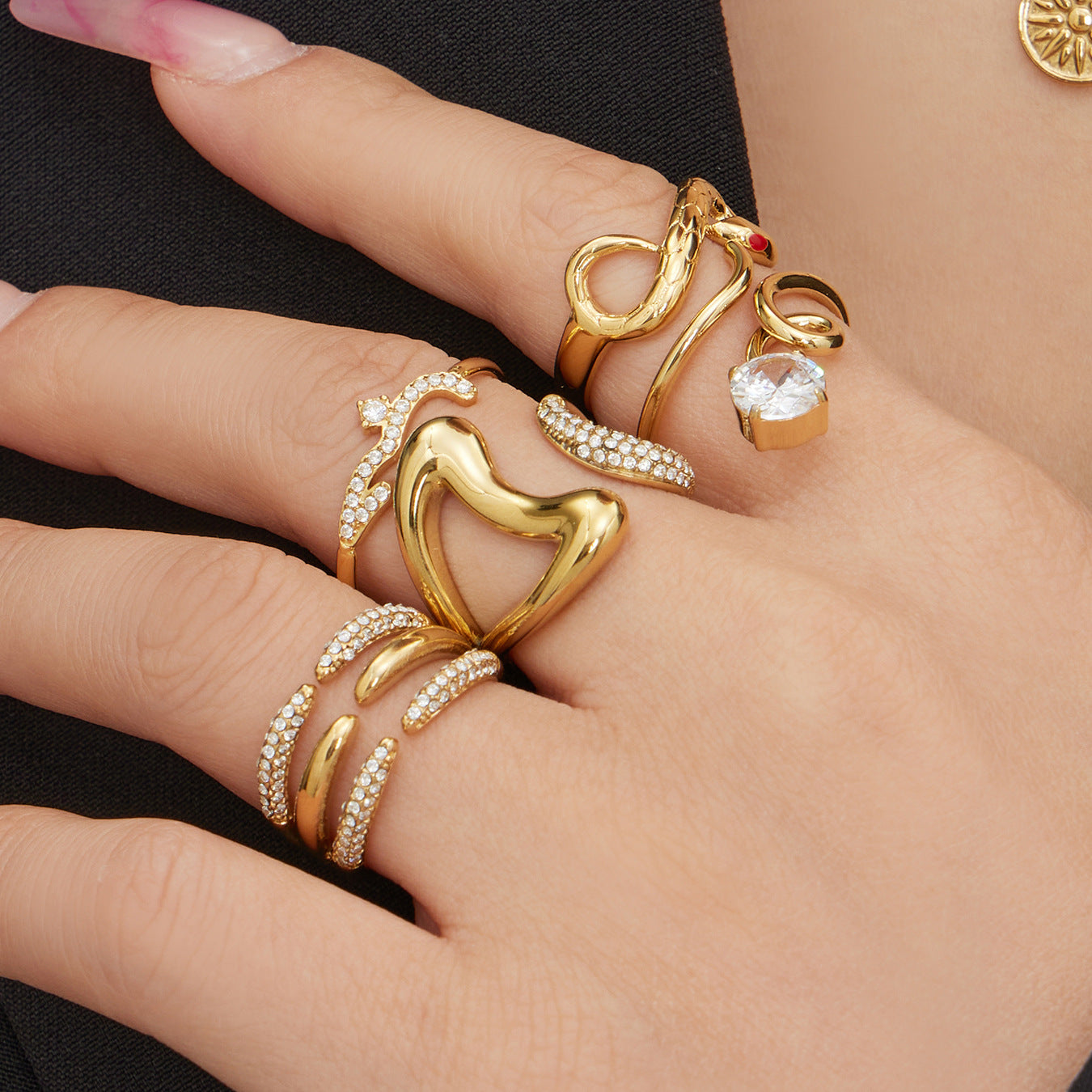 Steel Fine Diamond Inlaid Zircon Opening Gold Ring
