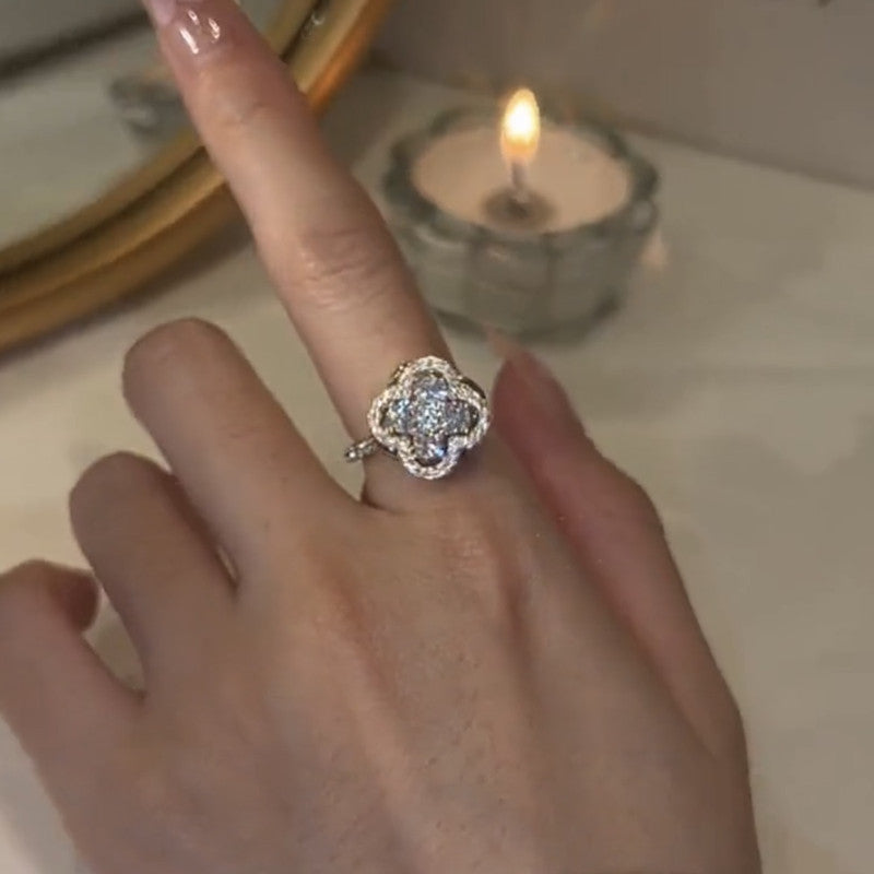 Women's Style Four-leaf Flower Zircon Rotatable Index Finger Light Luxury Minority Rings