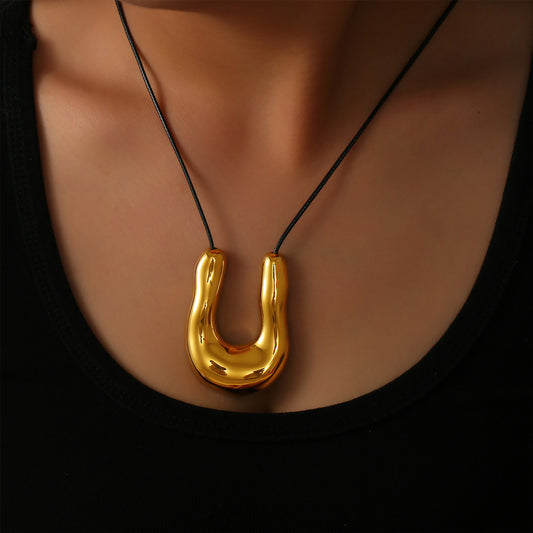 Woven Leather String Ornament Irregular U-shaped Horseshoe Shape Titanium Necklaces