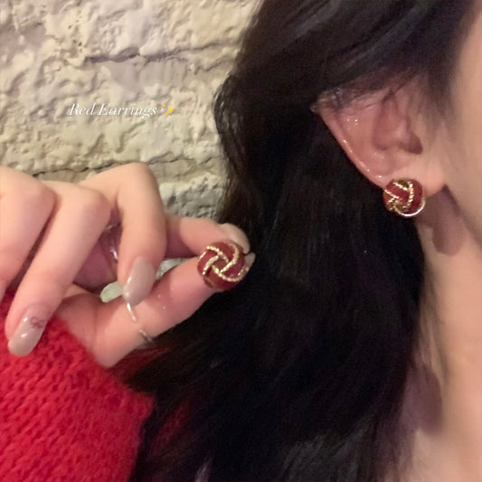 Truelove Knot Female Temperament Retro Simple Earrings