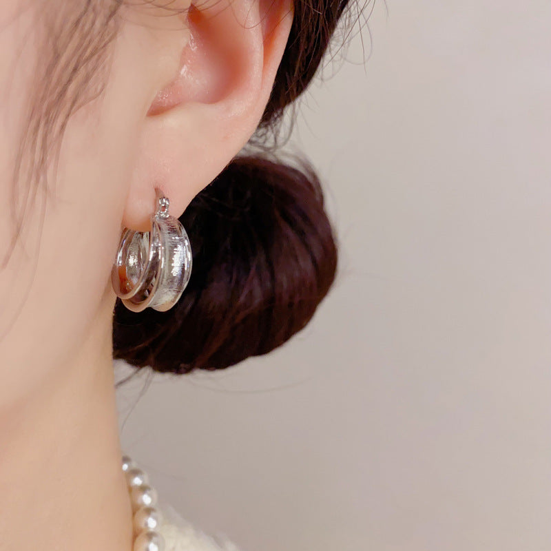 Stylish Simple Metal Geometry Clip Female Temperament Light Luxury Unique Rings