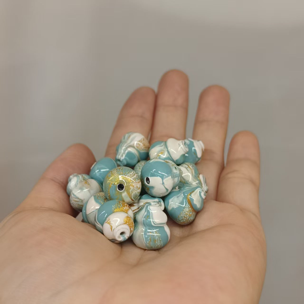 Paint Over Stall Small Commodity Live Bracelets