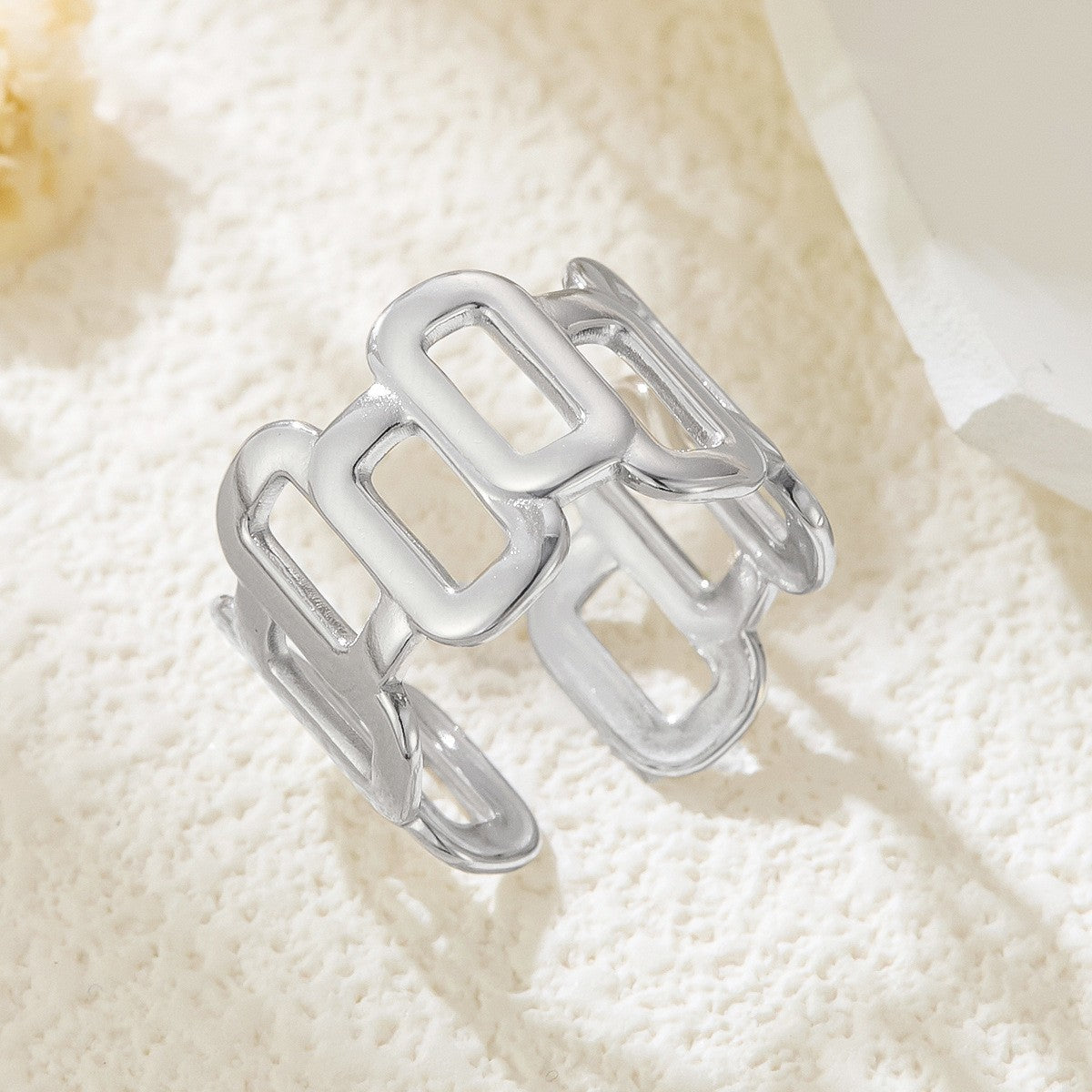 Stainless Steel Irregular Line Love Heart-shaped High-grade Ring