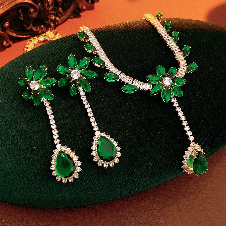 Elegant Drop Round Light Luxury Minority Necklaces