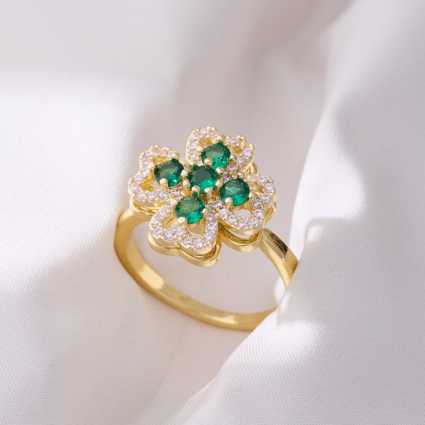 Valentine's Day Gift Flower Zircon Rotatable Ring