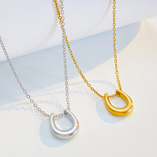 Titanium Steel Horseshoe U-shaped Female Style Design Necklaces