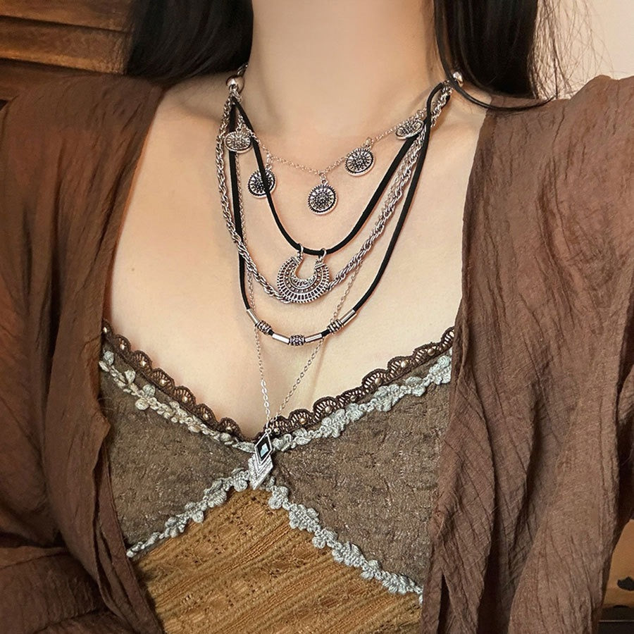 Women's Style Twin Light Luxury High-grade Exaggerated Necklaces