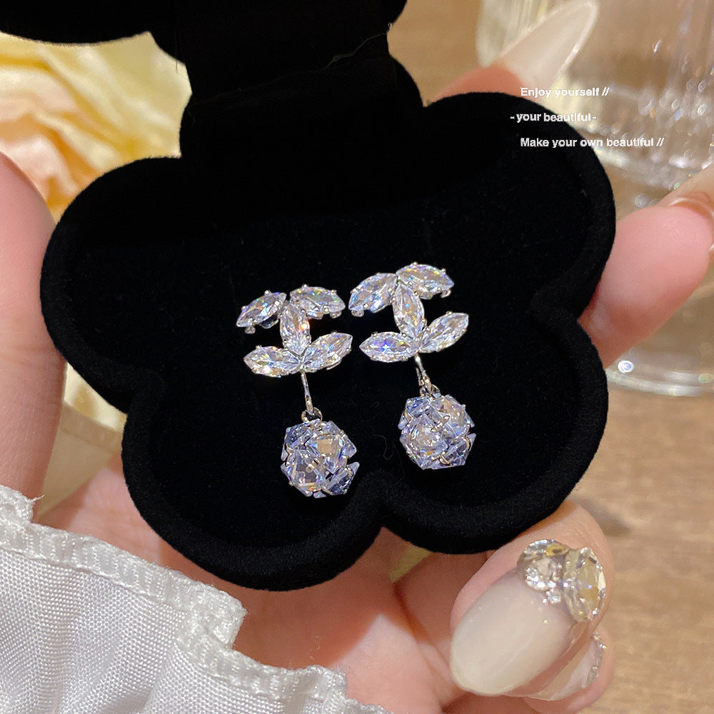 Women's Needle Zircon Double Alphabet Letter Light Luxury High-grade Classic Style Stud Earrings