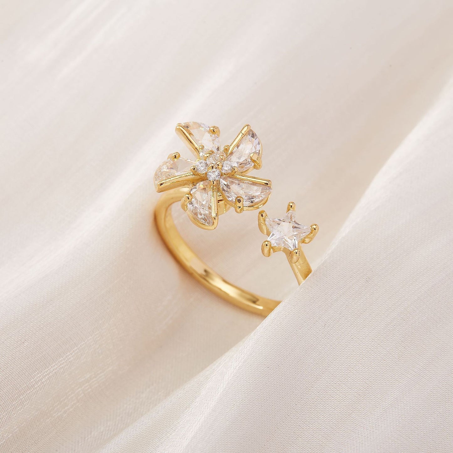 Valentine's Day Gift Flower Zircon Rotatable Ring