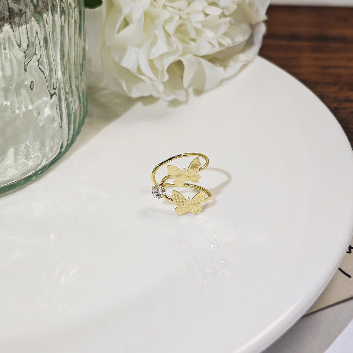 Women's Style Simple Small Butterfly Ear Clip High Sense Personalized Cold Earrings