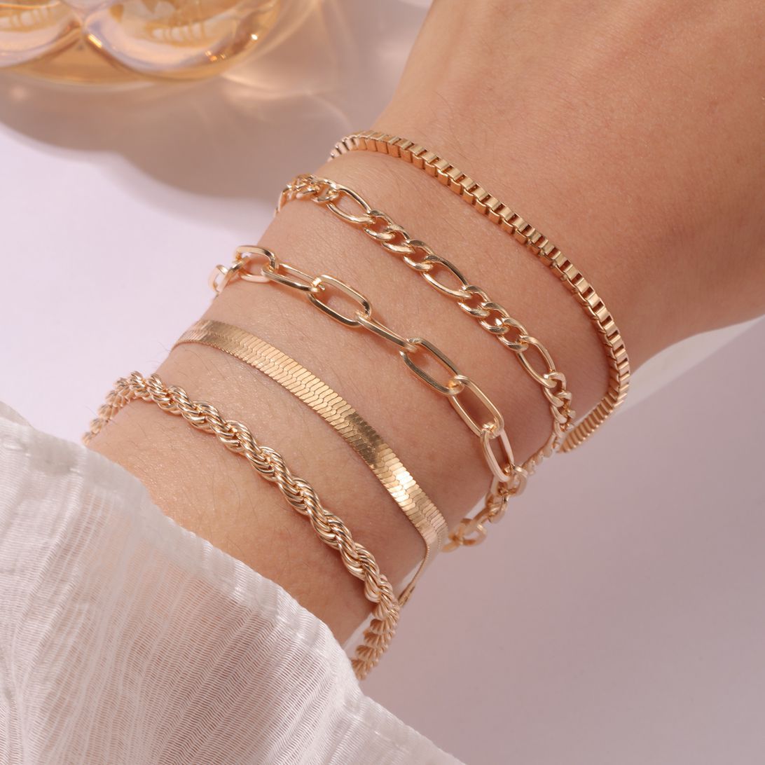Charming Twist Glossy Irregular Punk Suit Bracelets