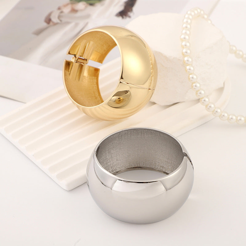 Women's Fashion Exaggerated Spring Open Alloy Electroplated High Quality Bracelets
