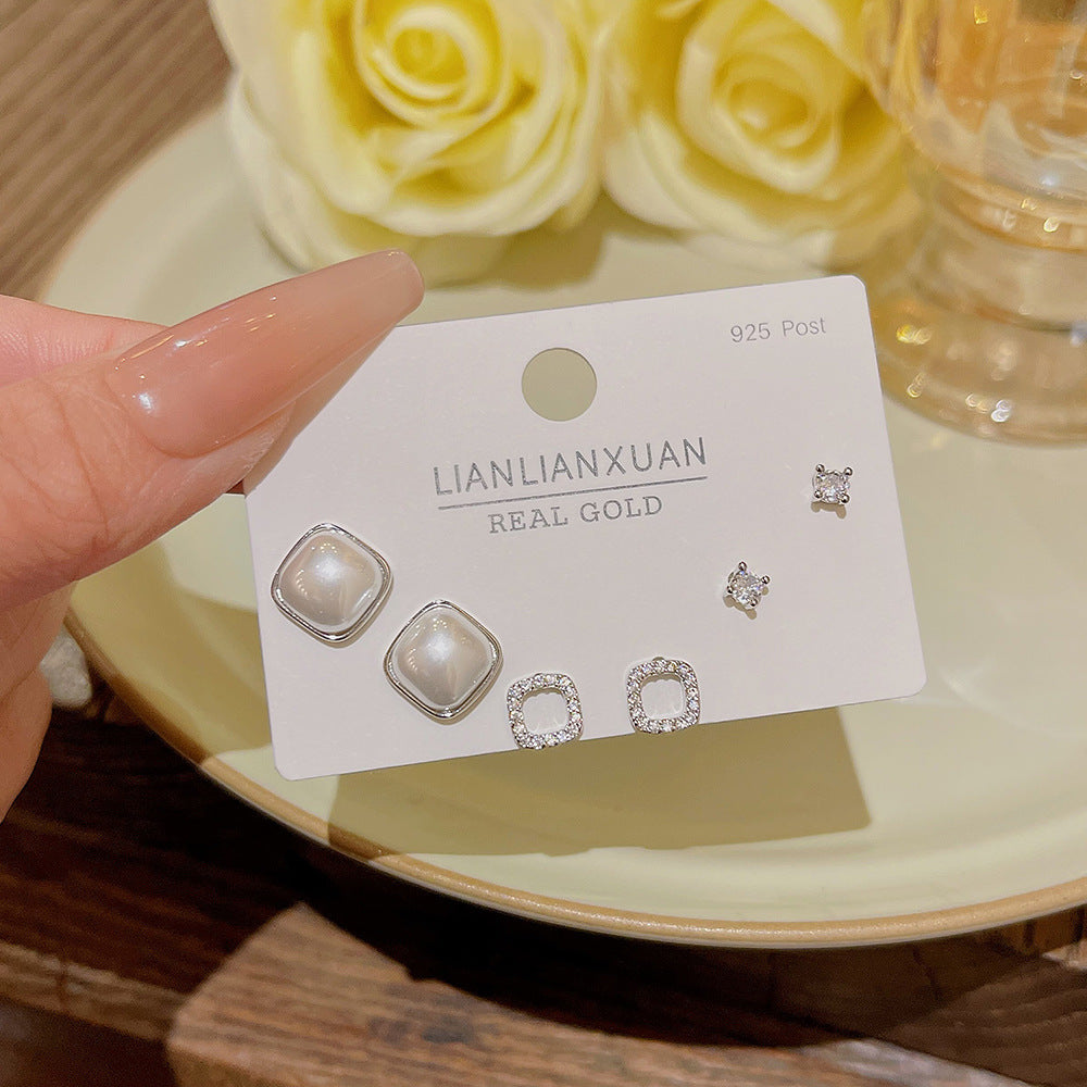Women's Needle One Card Three Pairs Earings Small Delicate Summer High-grade Stud Earrings