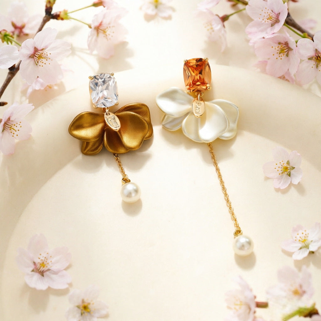 Women's French Style Zircon Flower Tassel Pearl Temperament Entry Lux Earrings