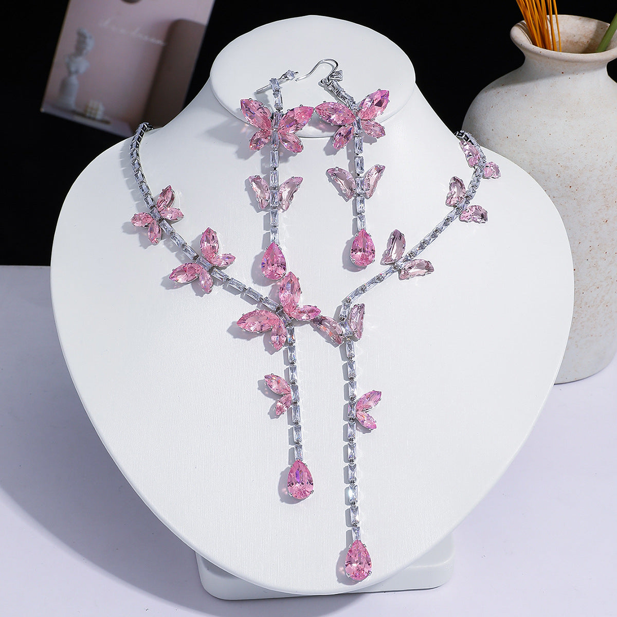 Fashion Trend Zircon Green Butterfly Tassel Necklace